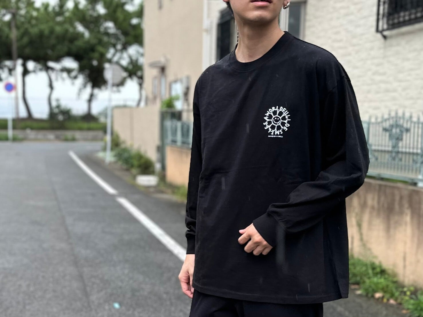 【関税込み】BLUEMARBLE ブラック フラワー プリントTシャツ レギュラーフィットクールタッチ フラワープリントシャツ