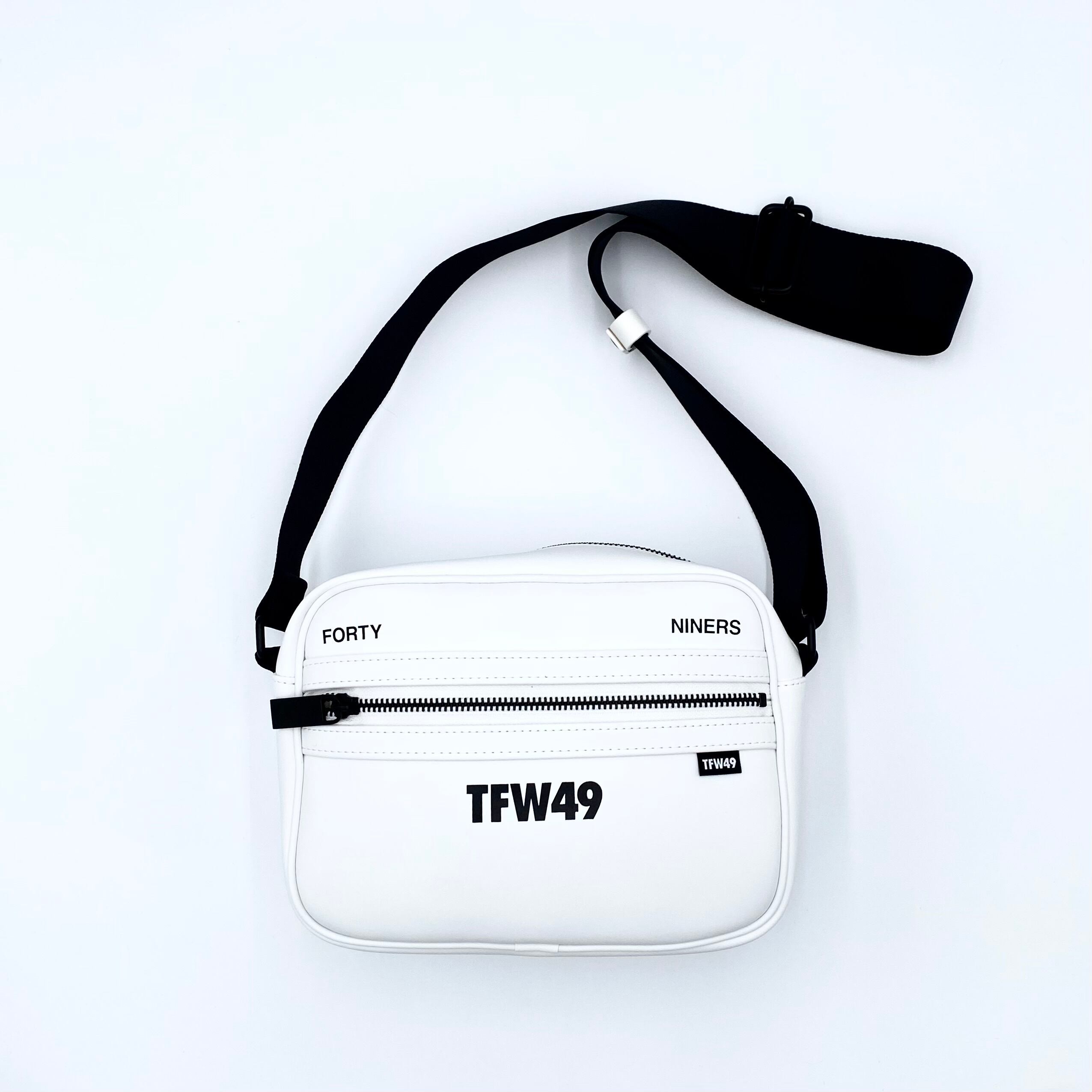 TFW49】LEATHER SHOULDER BAG | Sandy GOLF