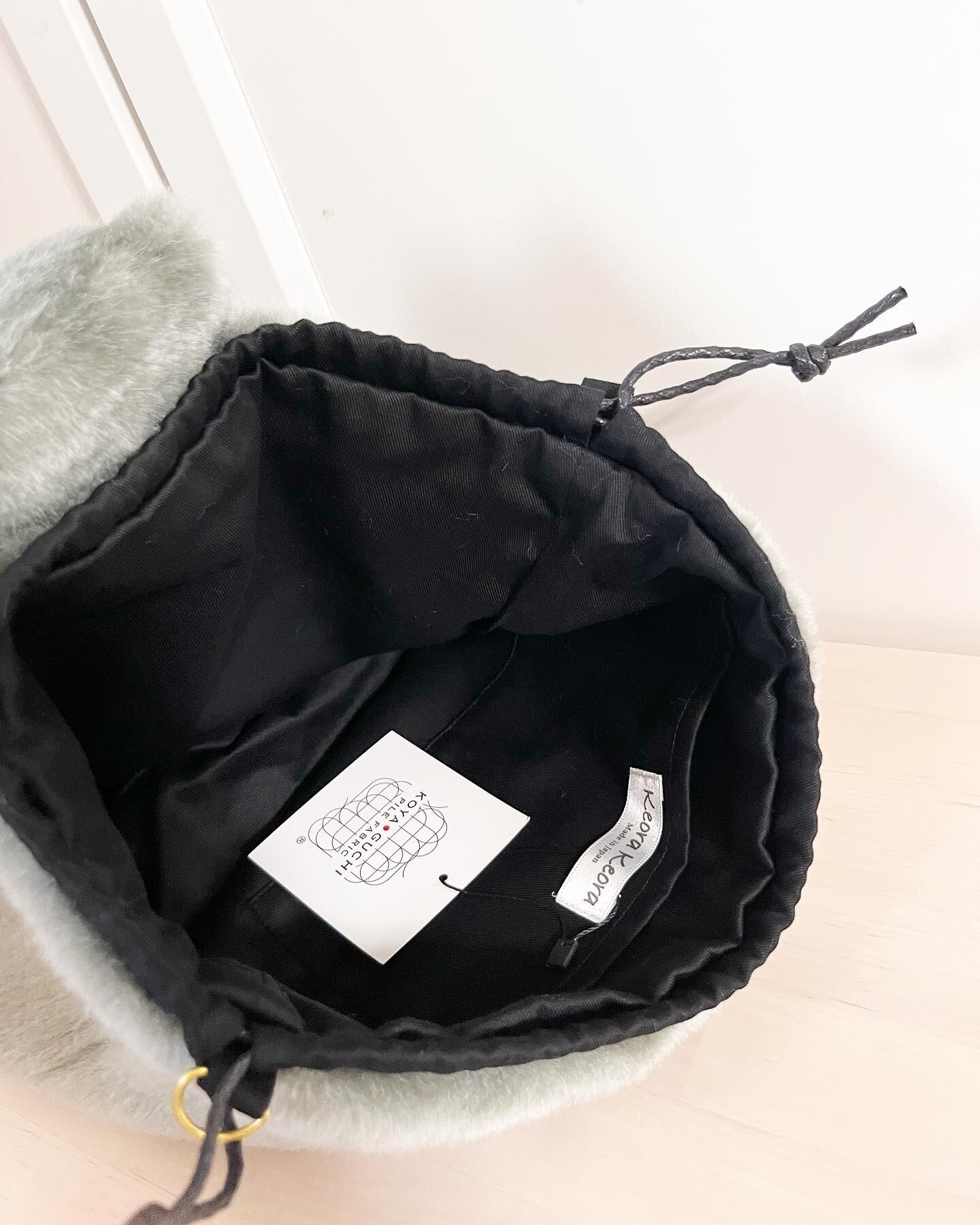 ねこ巾着バッグ グレー金目 | KEORA KEORA WEB STORE