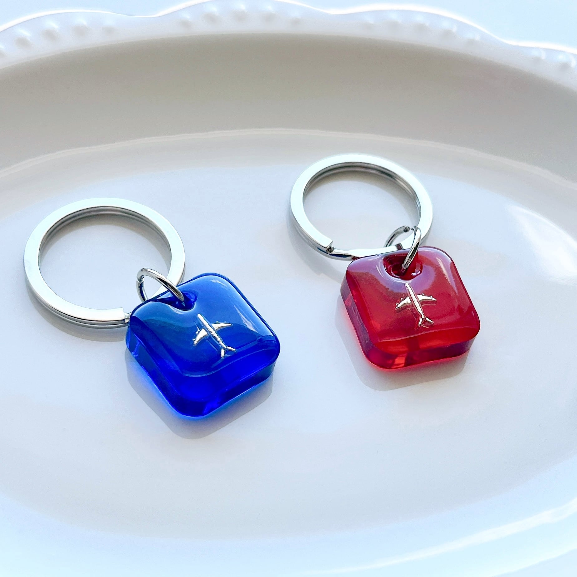 クリアカラー スクエア飛行機キーホルダー | アトリエNico