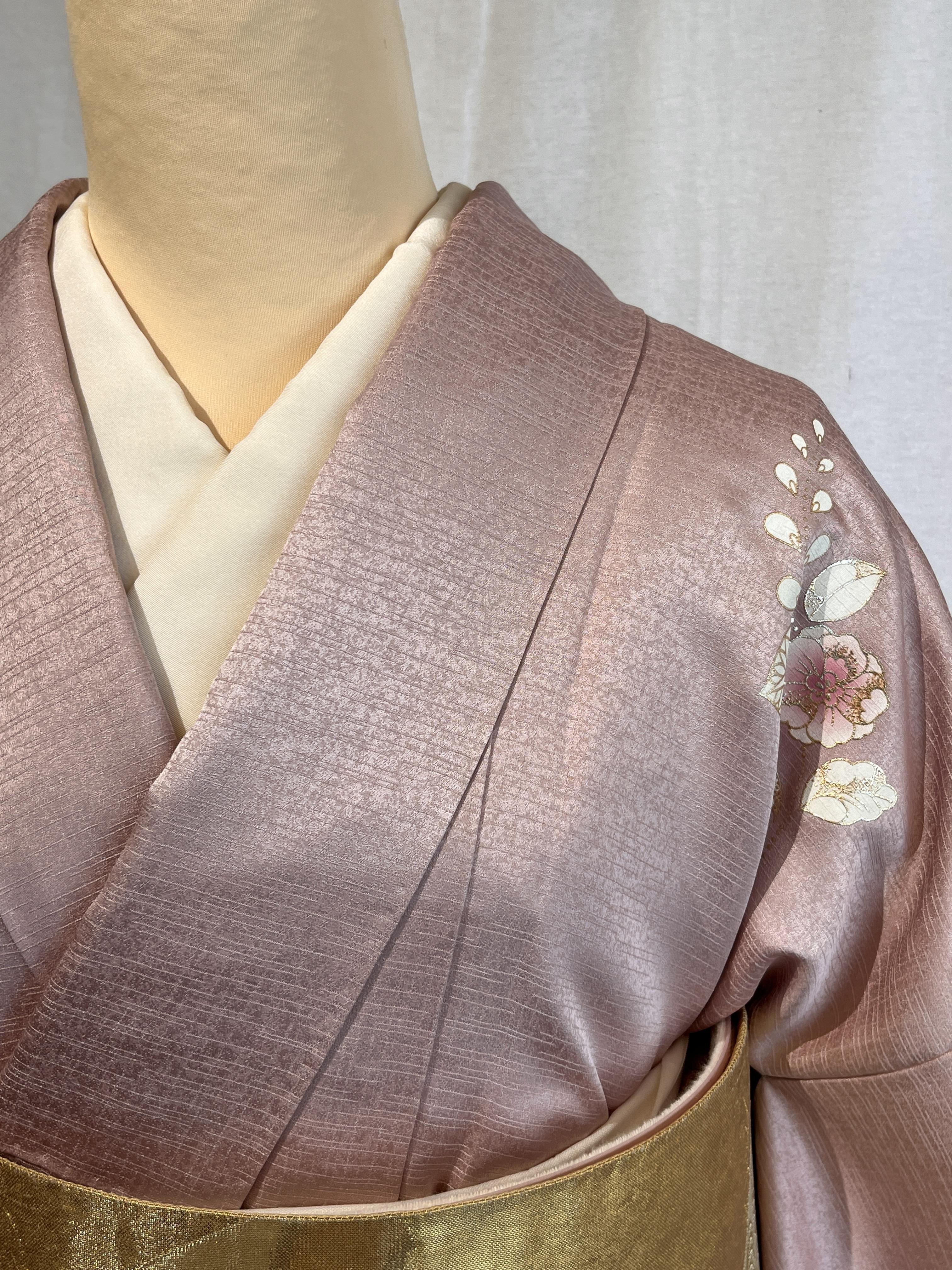 2260 高身長 綸子訪問着 袷単品 Houmongi (lined kimono) | リサイクル着物ショップ La遇 Used Kimono  Shop Lagu powered by BASE