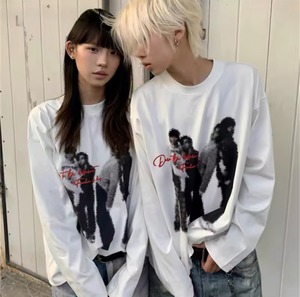 グラフィックロングTシャツ / ユニセックス