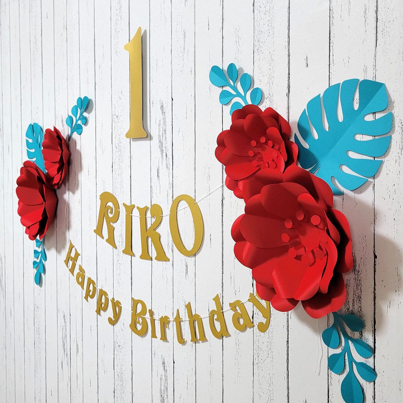 ボタニカルなフラワーアーチの1歳誕生日飾り付けセット（レッド