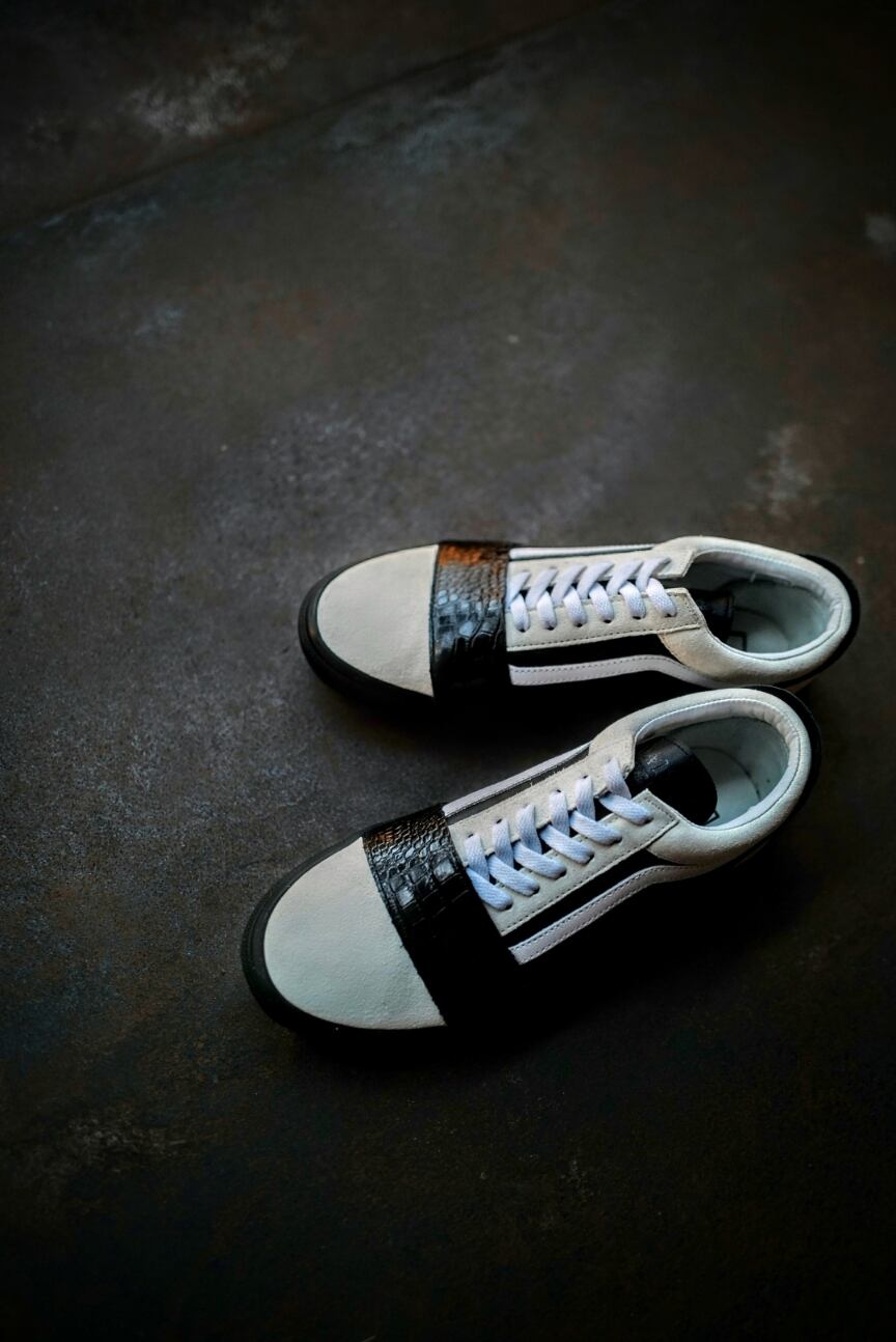 VANS のオールドスクール型のテントです