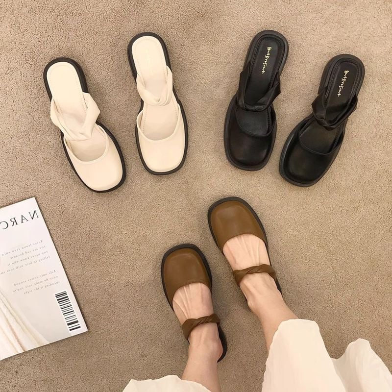 ローヒールスクエアトゥミュールパンプス 202147