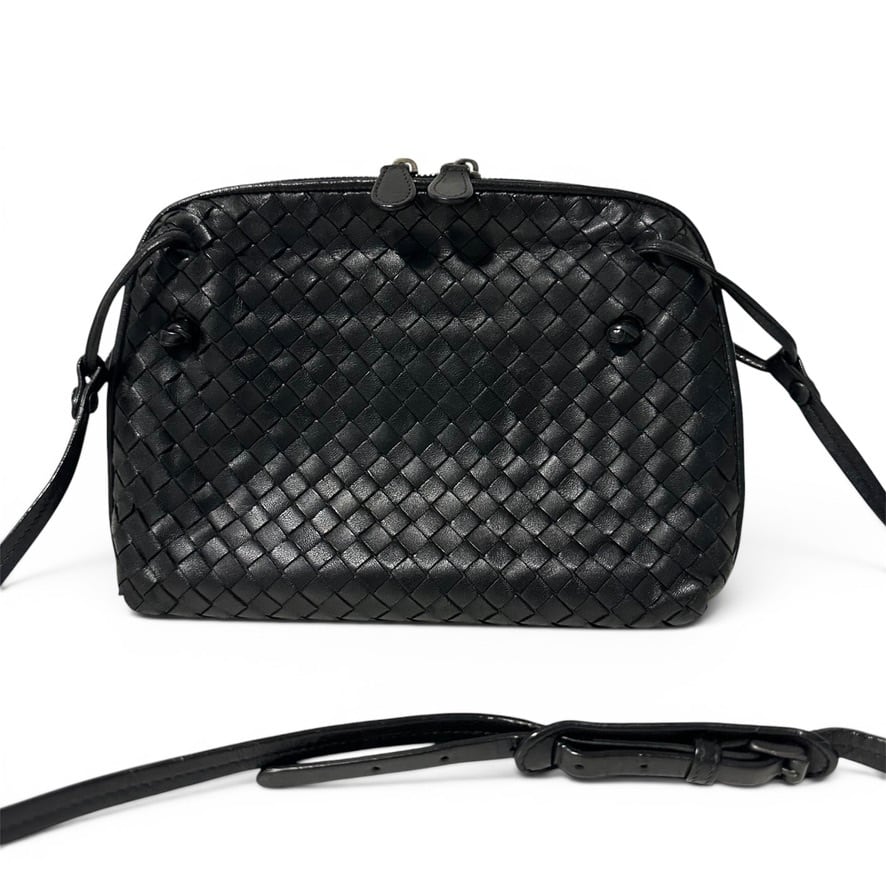 Bottega Veneta ブラックバッグ Rare ◇ BOTTEGA VENETA Shoulder Bag, Intrecciato, Black, Men's