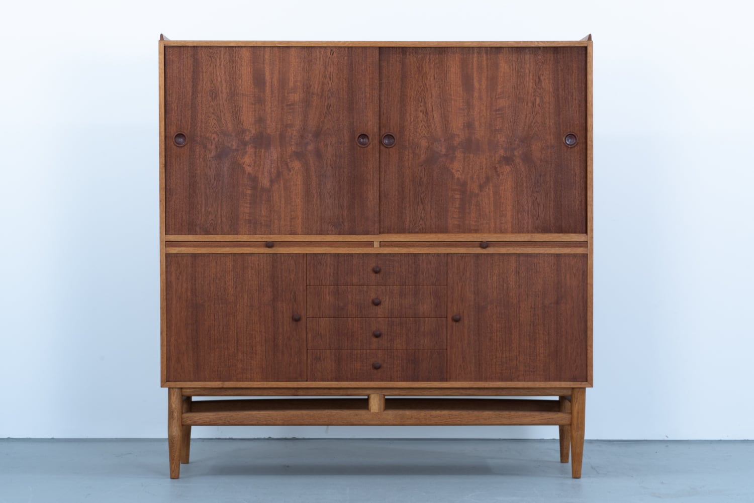 Finn Juhl | フィン ユール | kaikki gallery | 北欧ヴィンテージ家具