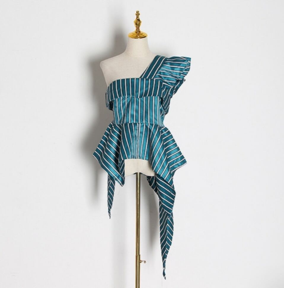 Green unbalanced one shoulder《 即日発送 》