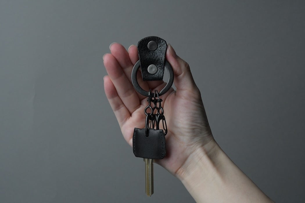 KEYRING・CAP □ブラック・ブラック□_真鍮キーリング・キー