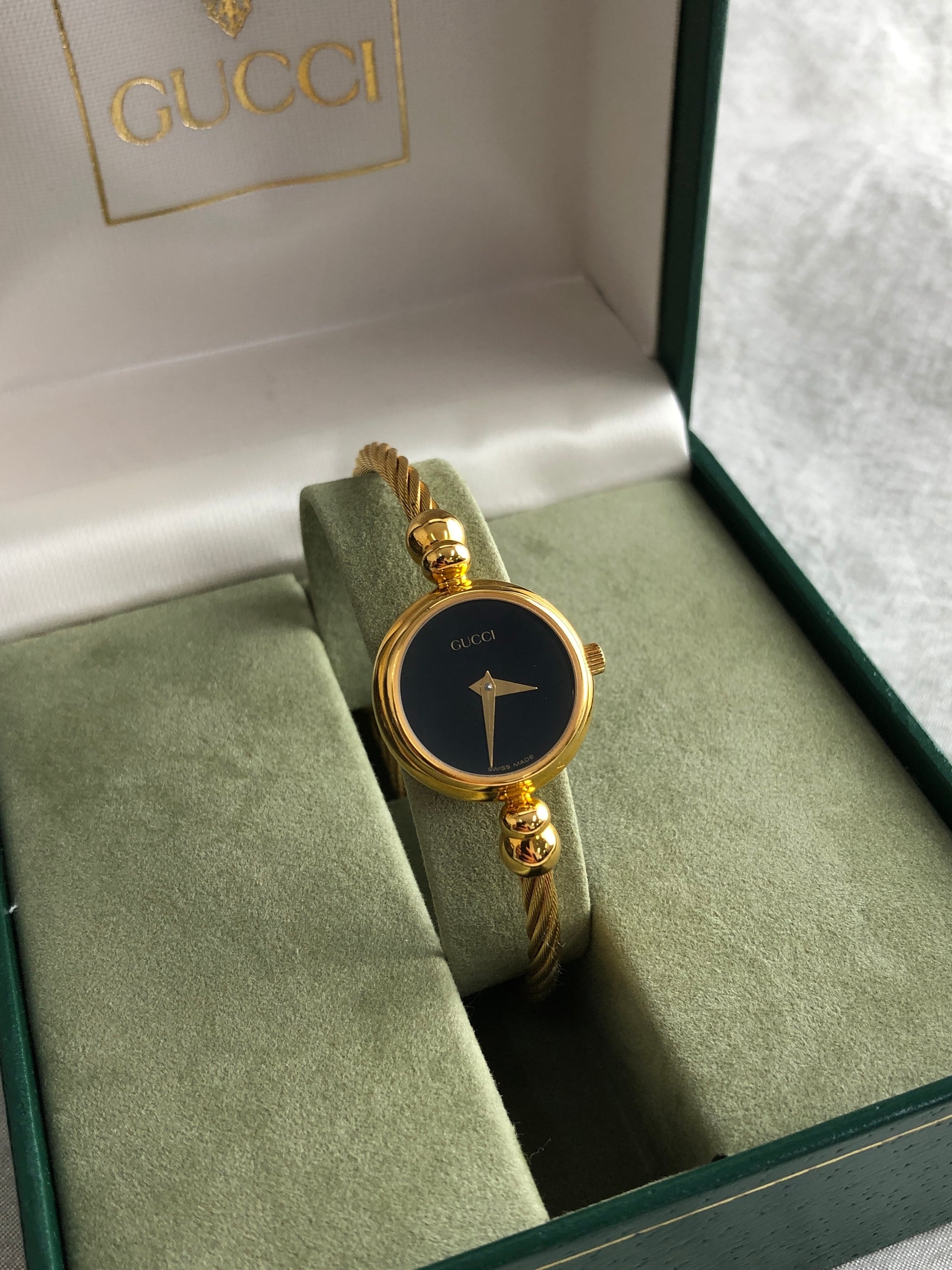 GUCCI グッチ 腕時計 ゴールド ラウンド ステンレススチール