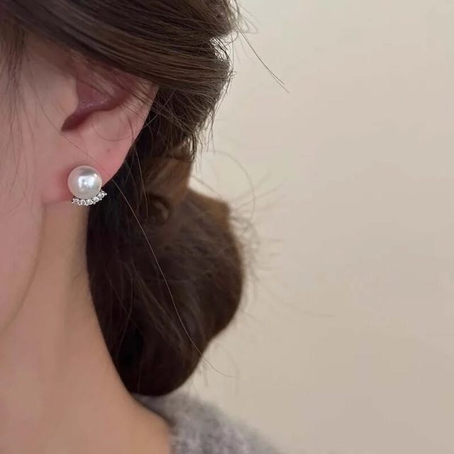 along the pearl pierce / earring