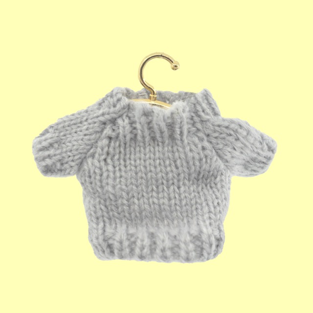 Heart sweater Gray