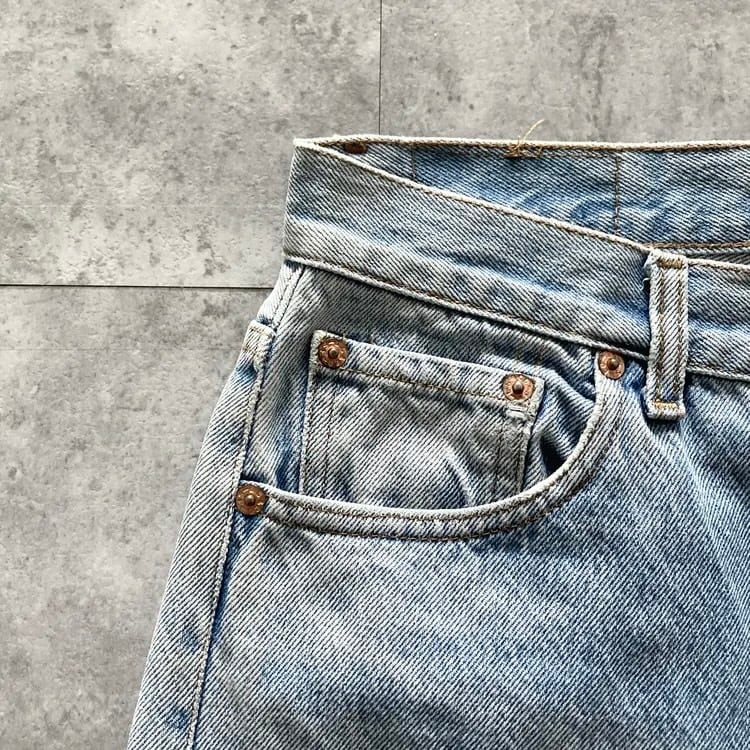 W30 L36】90's US.Levis 501 リーバイス バレンシア工場(555) ボタン裏