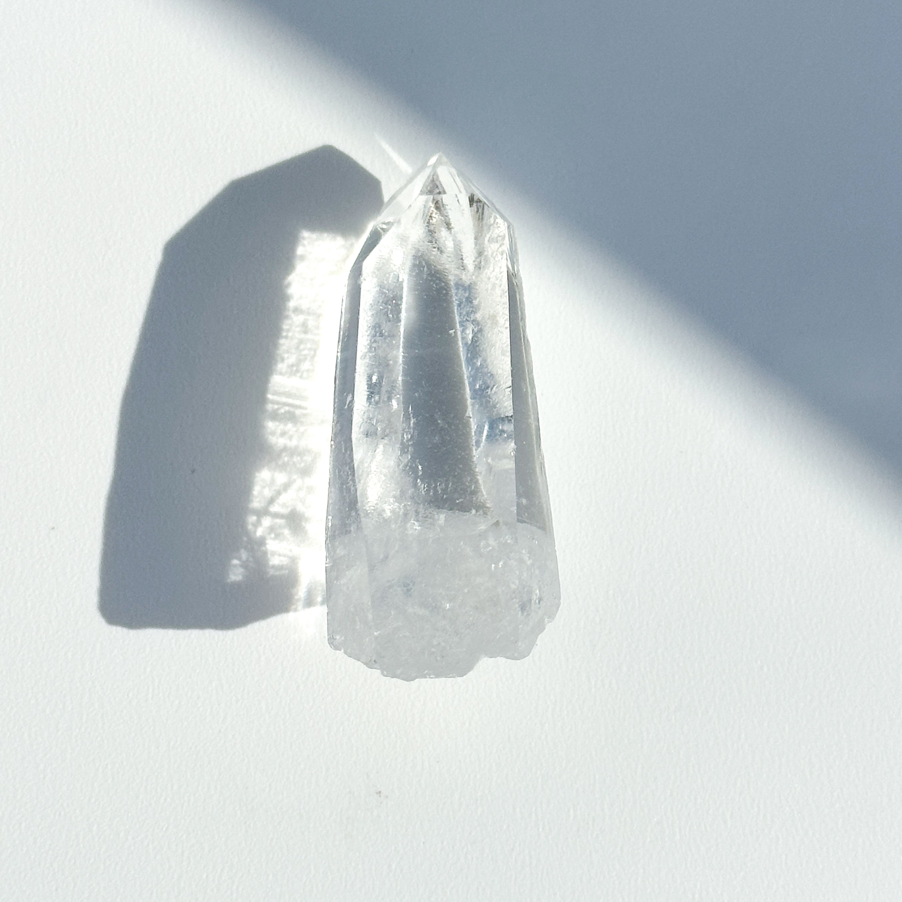 ゼッカ産クリアクォーツ ポイント 原石82 ◇ Clear Quartz ◇天然石