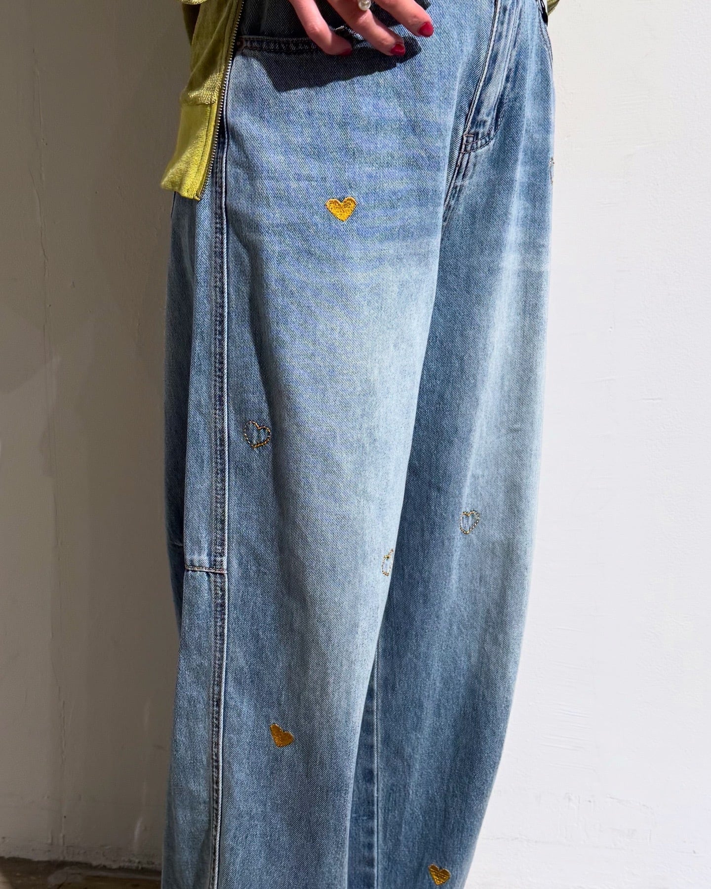 ポリーヌブロー 刺繍ハートワイドデニムパンツ | Sister by ParisLagar