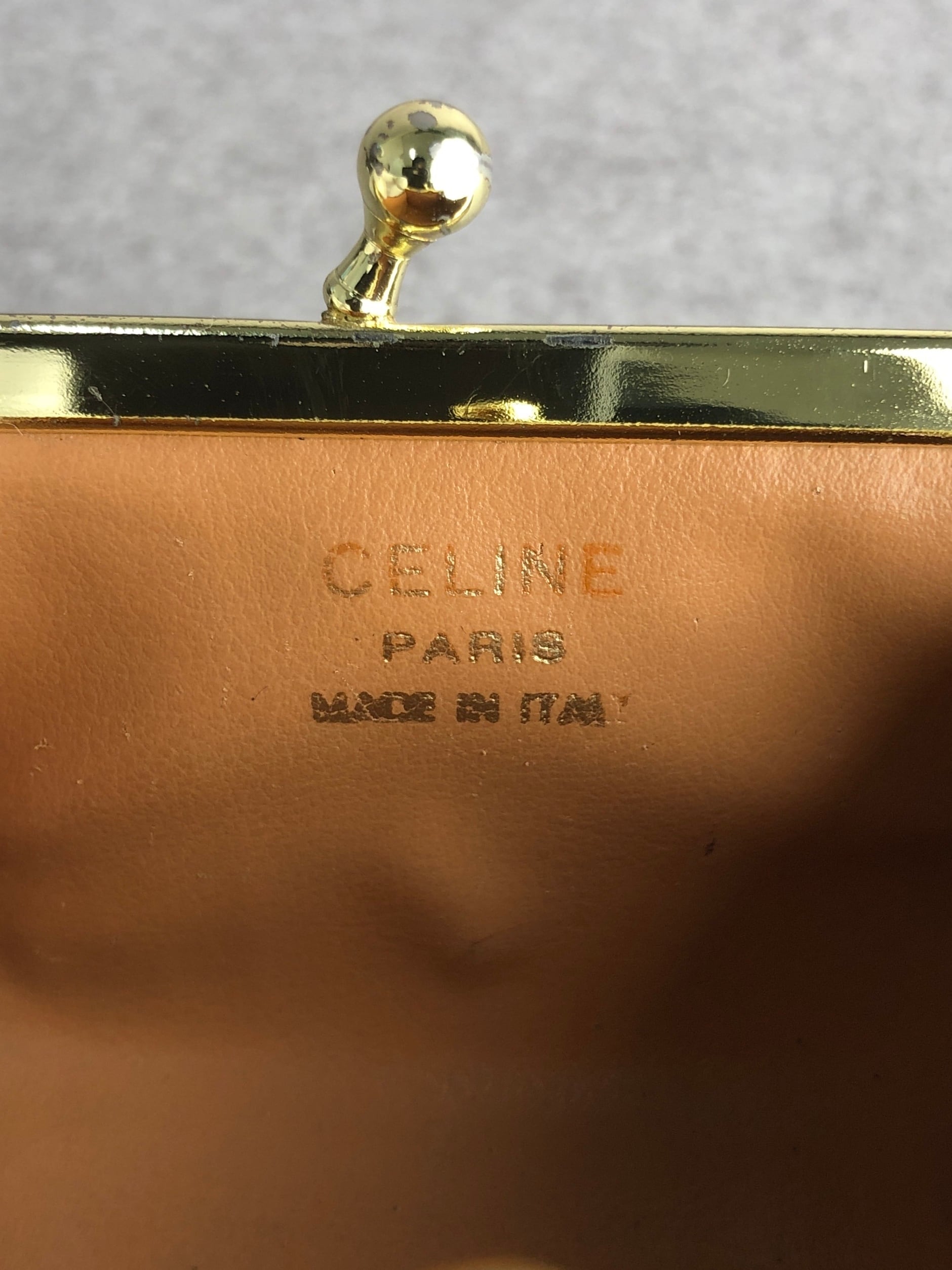 CELINE セリーヌ マカダム 財布 ブラウン ブラゾン型押し PVC がま口