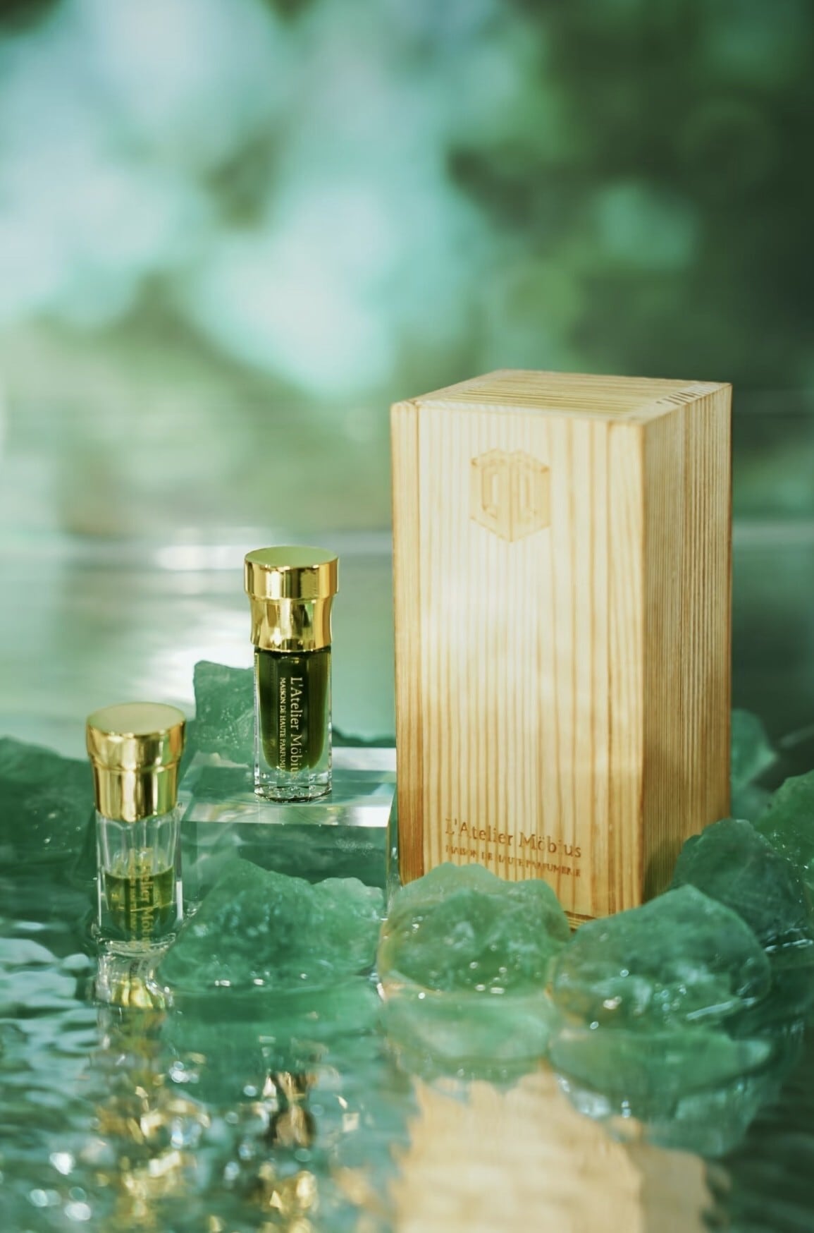 MOBIUS FRAGRANCES】Emerald Sandal Oudh 100% | 香跡万里KOUSEKIBANRI