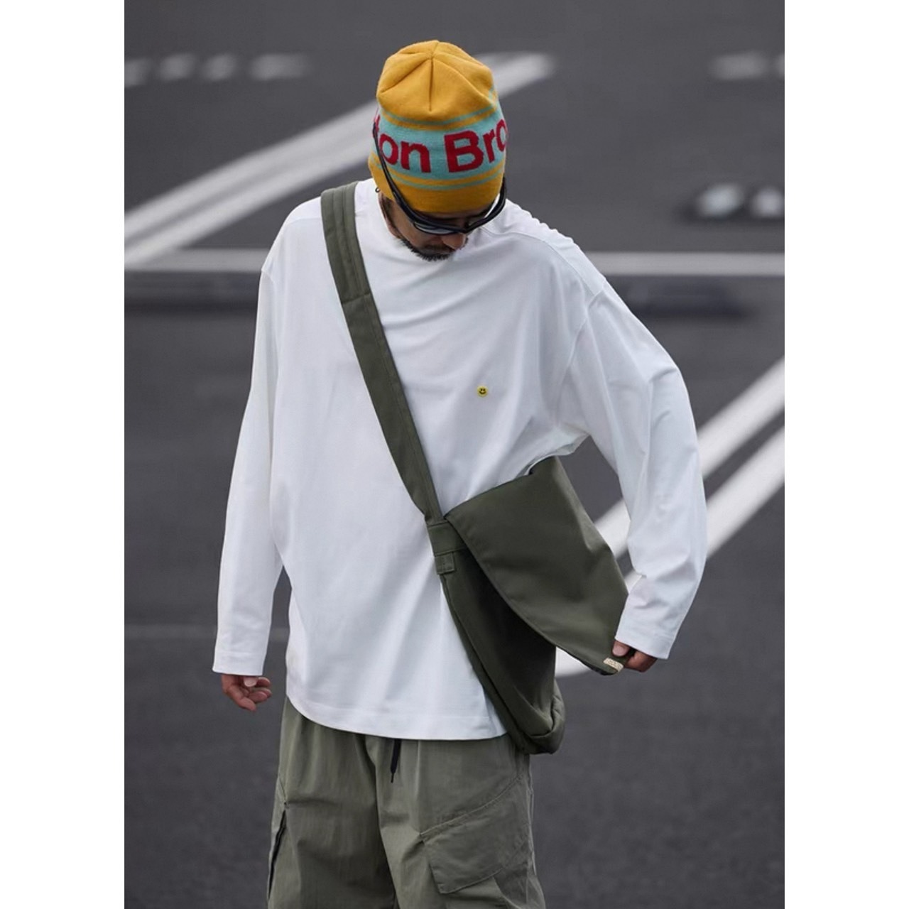 Smiley patch long sleeve tee 1053 - 3