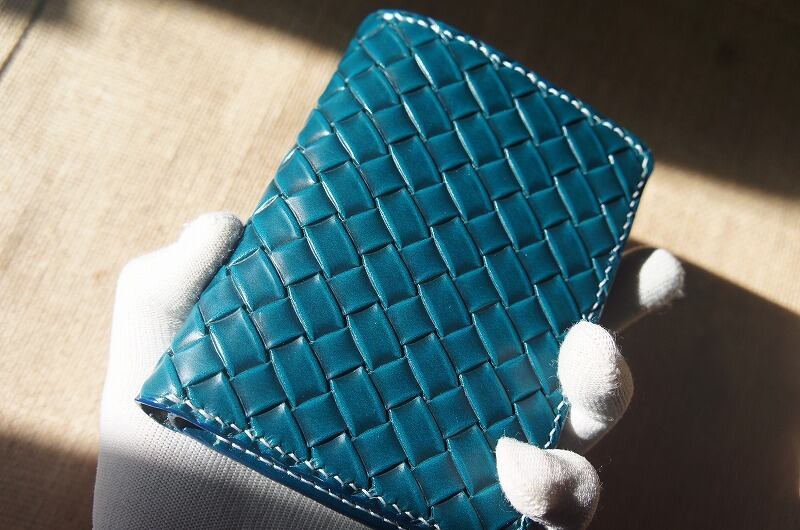 セール【送料無料】ルガトスリムウォレット【琉球ブルー】【cross mesh】 プレミアムウォレット】ルガトショルダーのスリムウォレット【琉球