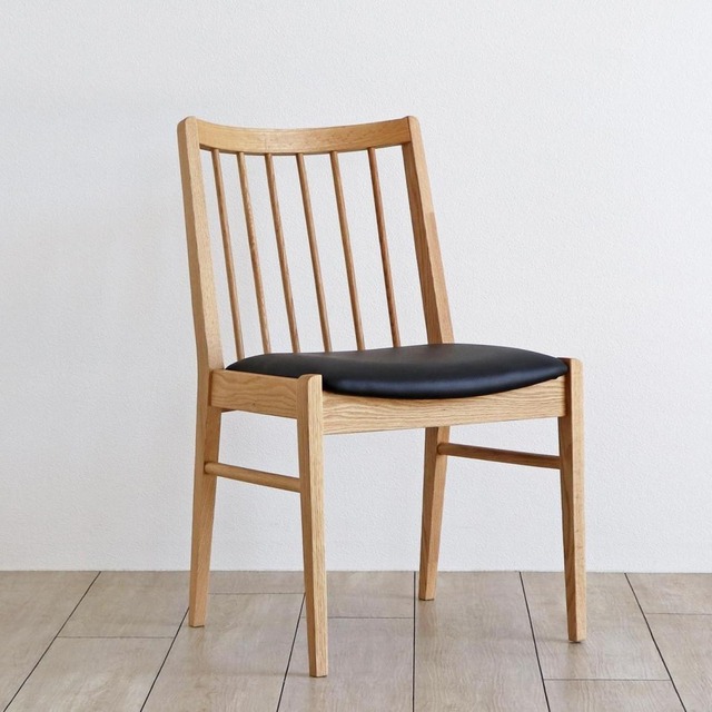チェア 食卓 木製 おしゃれ シンプル オーク ダイニング用 革 合皮 ビニールレザー 無垢材 天然木 北欧 和モダン ナチュラル 格子 いす ブラック 黒