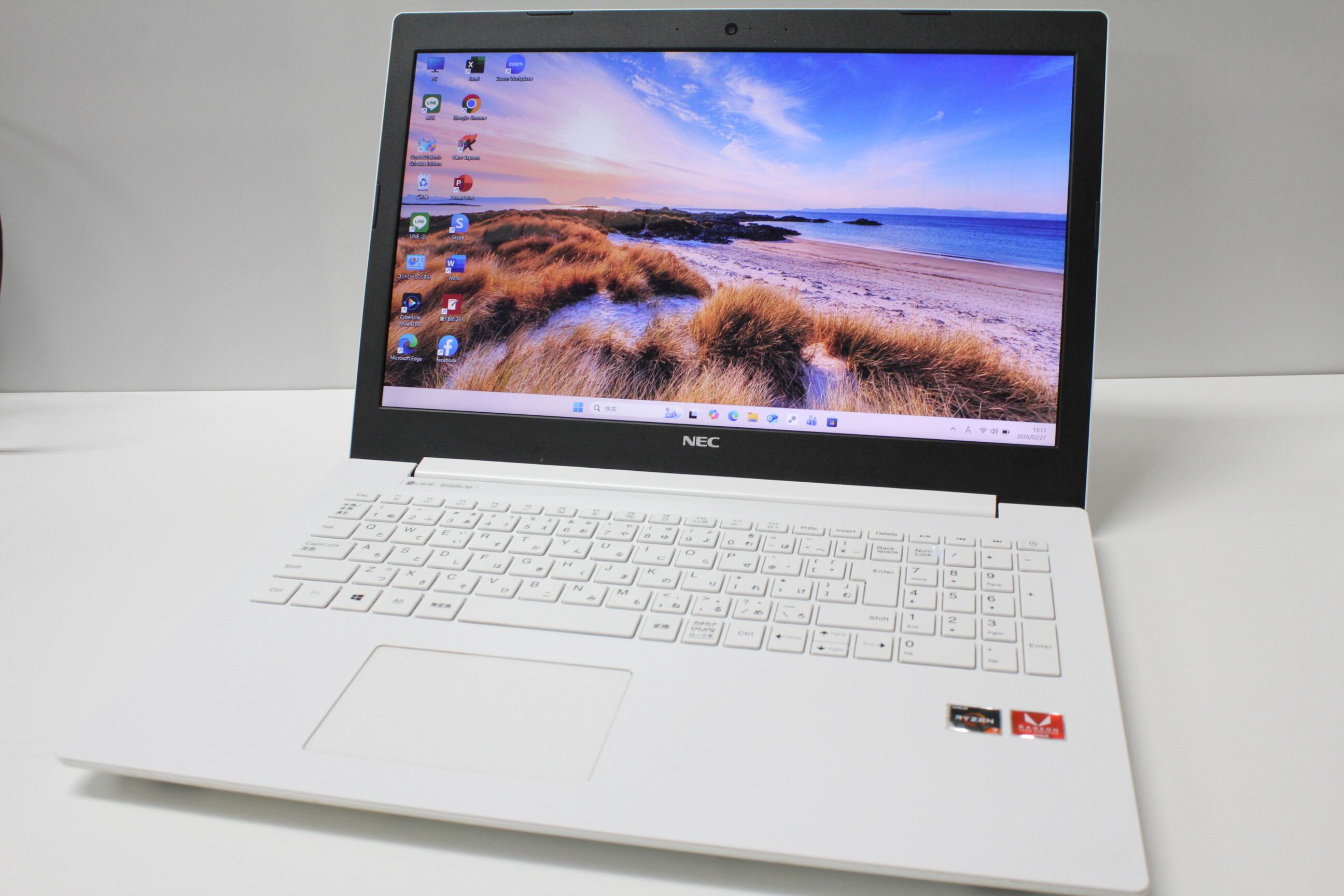 現状品/中古ノートPC】NEC〈LAVIE NM550/RAL〉Intel Core i5/SSD256GB