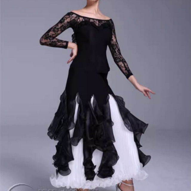 レーススリーブデザイントップス スイングプリーツスカート セットアップ ds0551