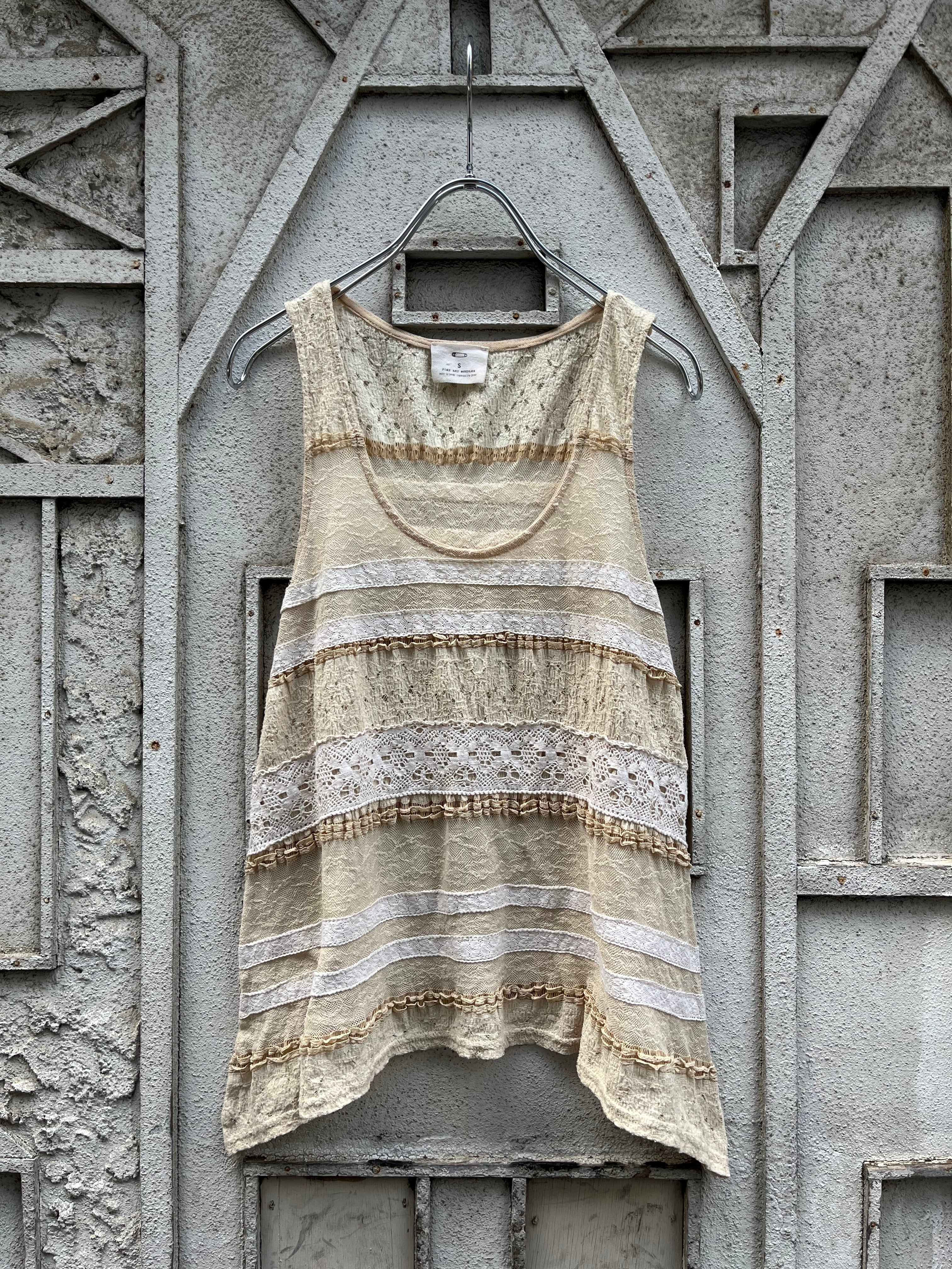 "FALIY GLUNGE" design tops