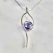 RIFLESSI  *tanzanite*  -pendente-