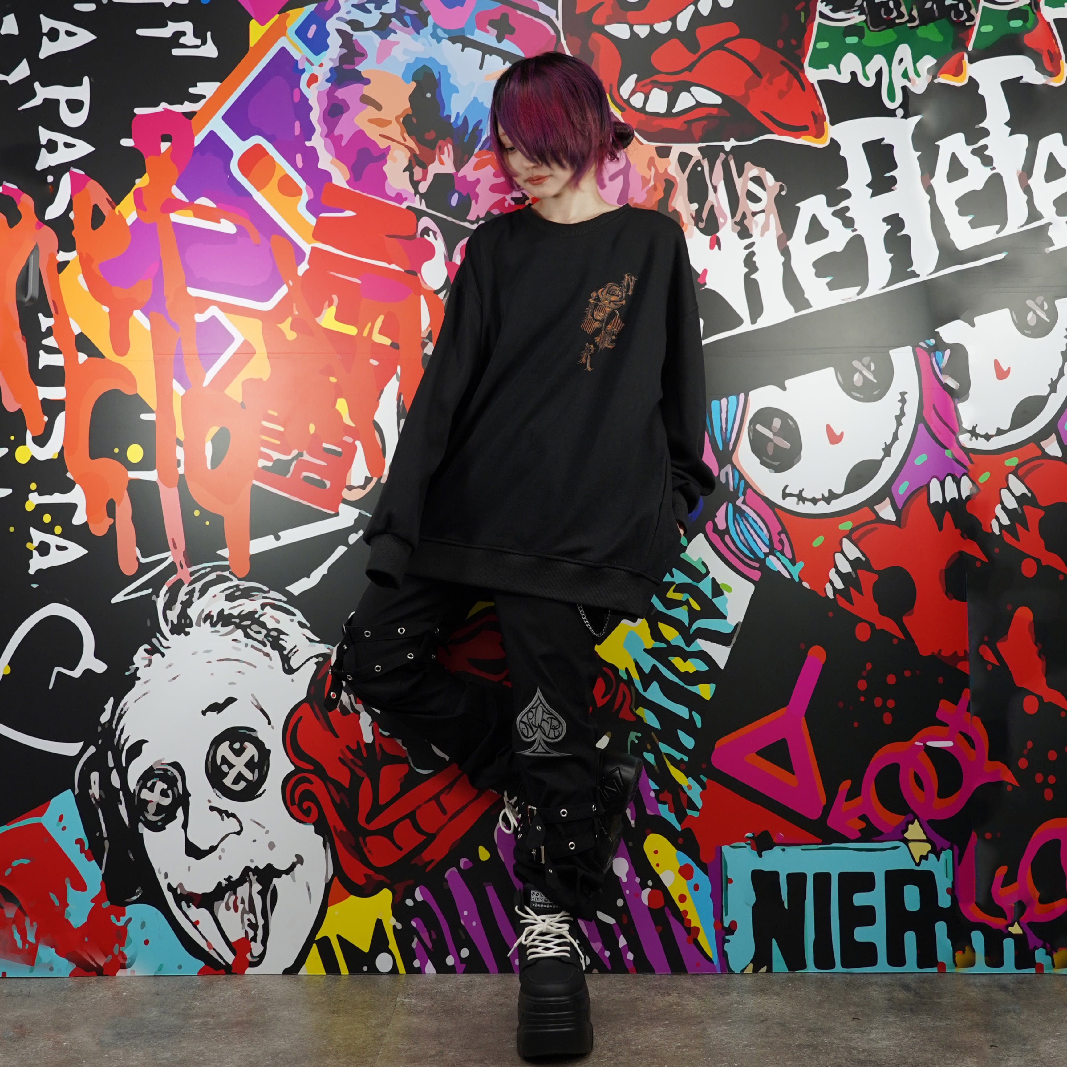 2nd day特別大特価》BRONZE ROSE EMBLEM PULLOVER | NIER CLOTHING