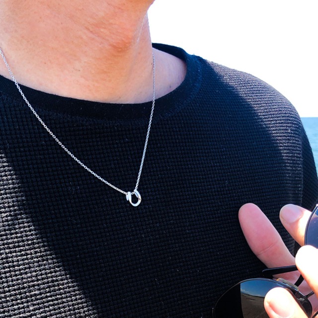 horseshoe zirconia necklace