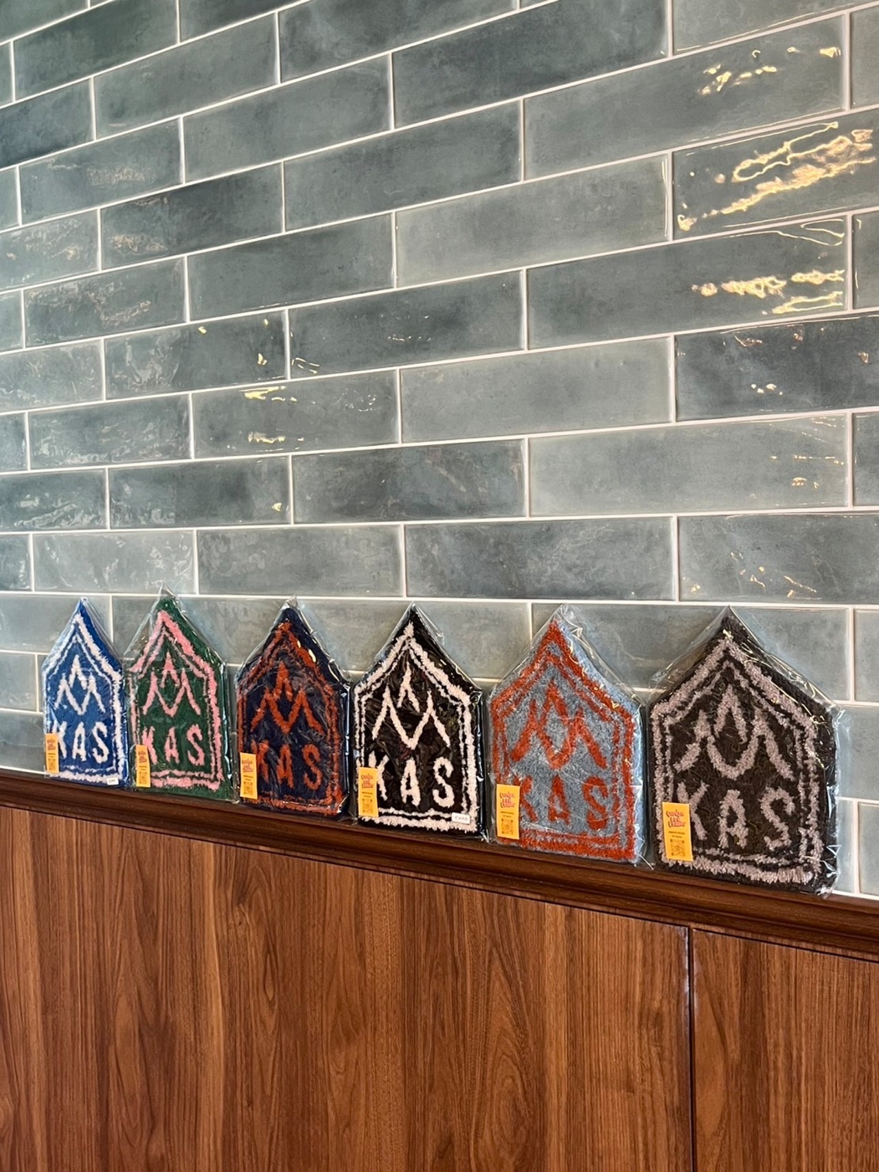 1.KAS×Gordon And Conner　コウベアガベショップ ミニラグ 【1点モノ】