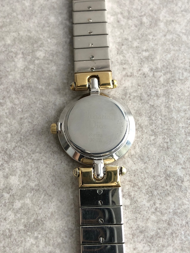 Christian Dior クリスチャン ディオール 腕時計 シルバー×ゴールド ロゴ ステンレススチール クォーツ 3025 vintage ヴィンテージ オールド ngmhnw
