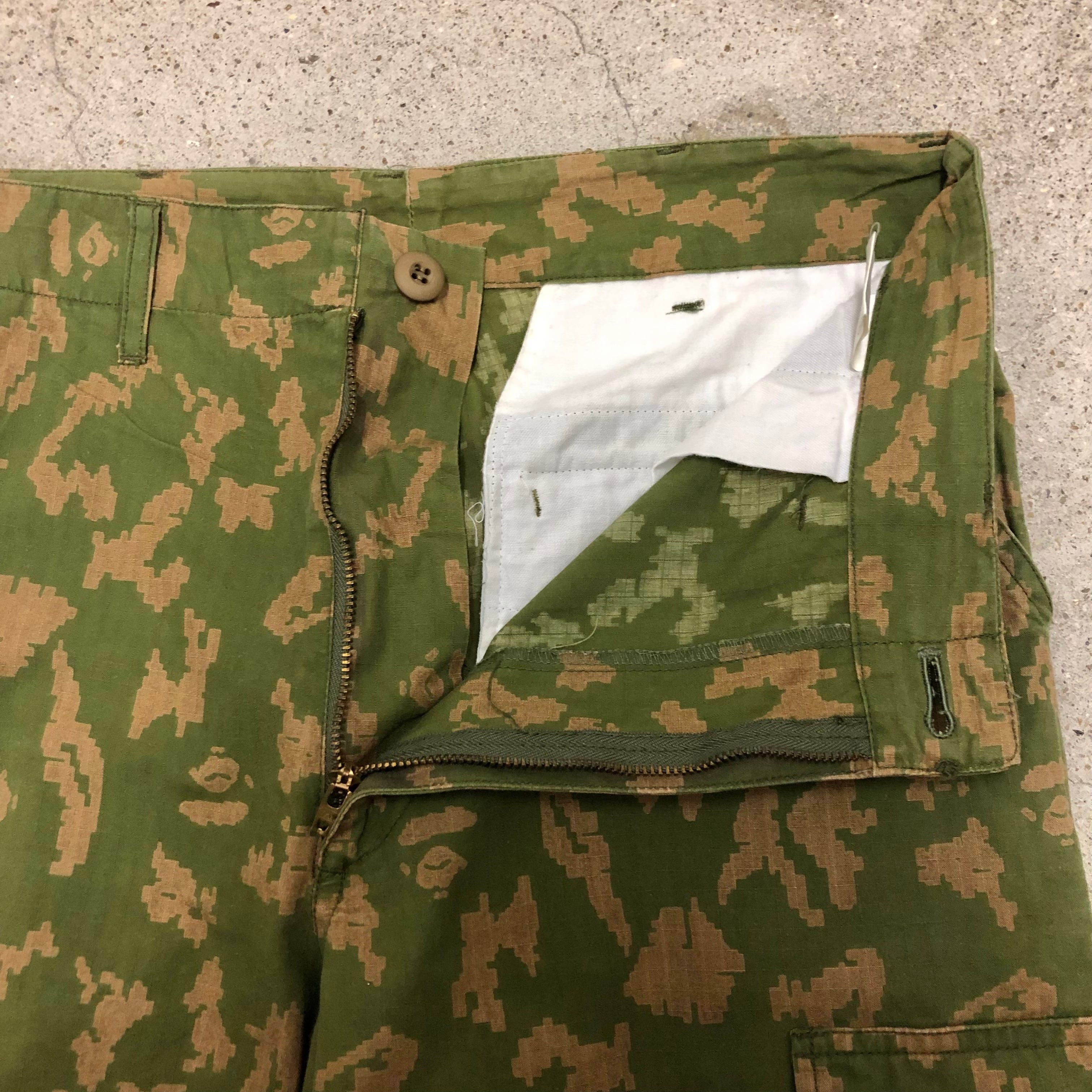 A Bathing Ape 迷彩柄パンツ XL A Bathing Ape 迷彩柄パンツ XL A Bathing