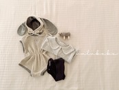 Valubebe 26/AP (Baby) Croffle Color-Block Suit