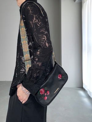 rose embroidery leather shoulder bag / black × red × green