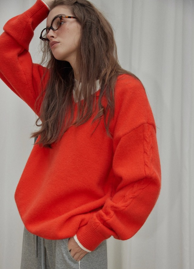 V neck color knit(red)