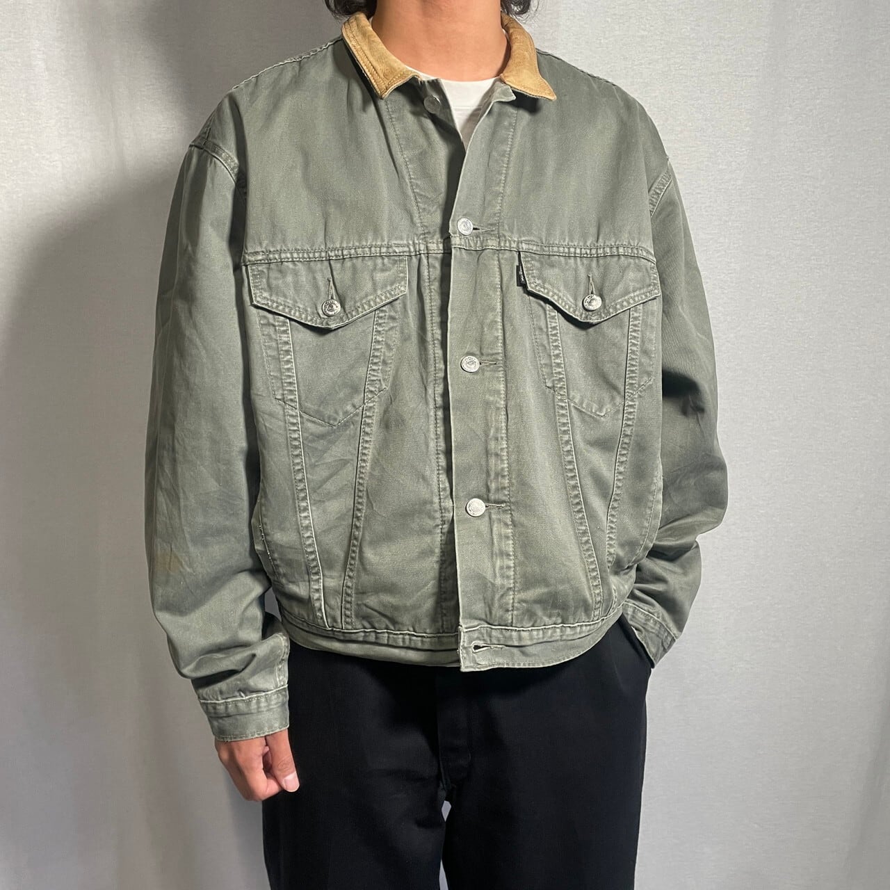 Levi
