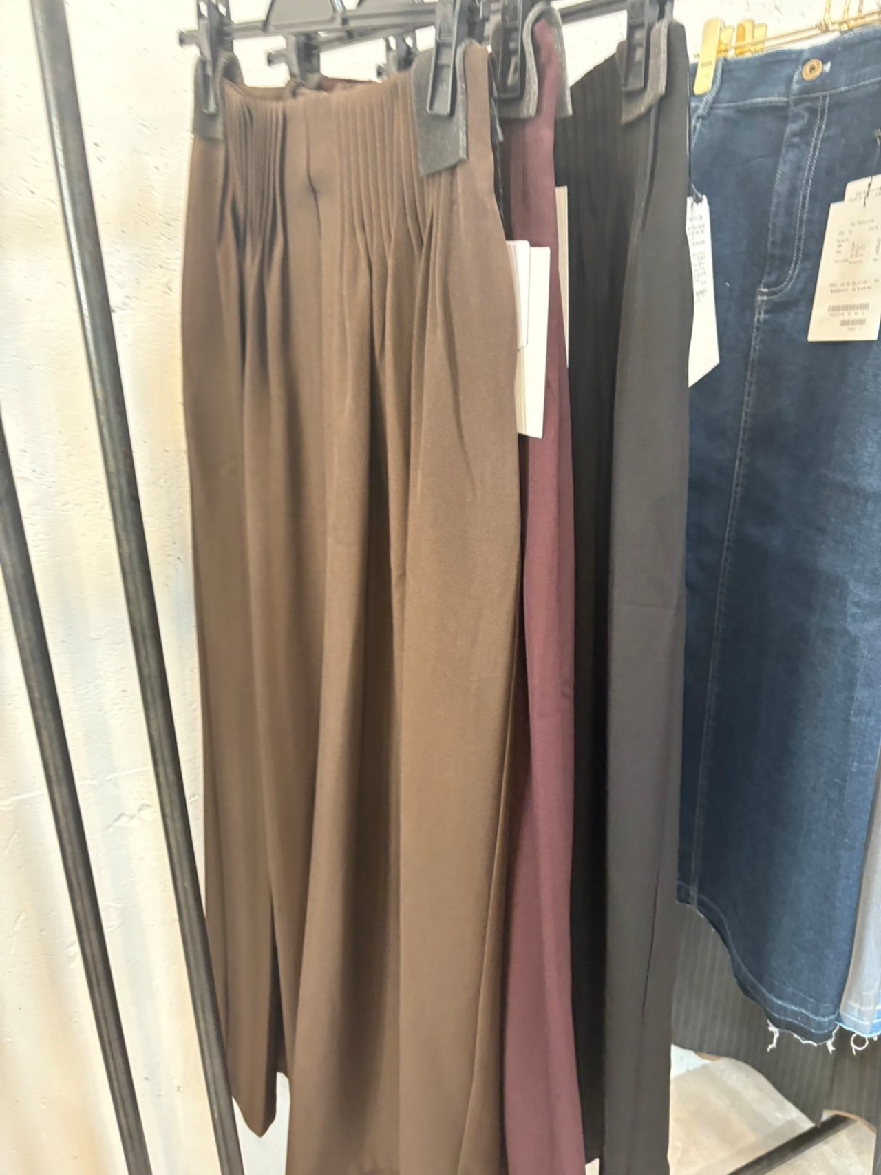 GALENA ギャザーパンツ　70052-1104