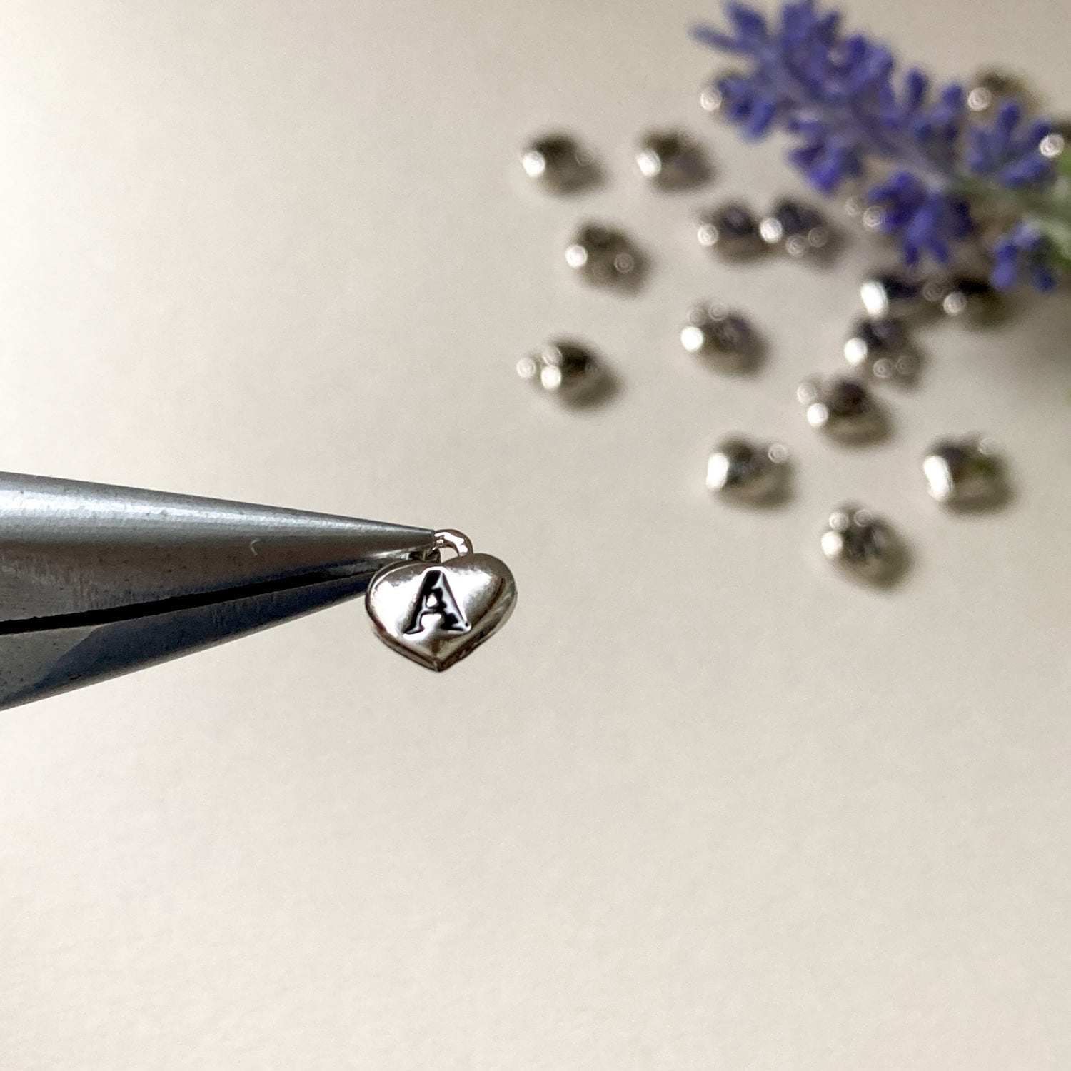 ミニハートアルファベットチャーム（シルバー） | Dua-アクセサリー