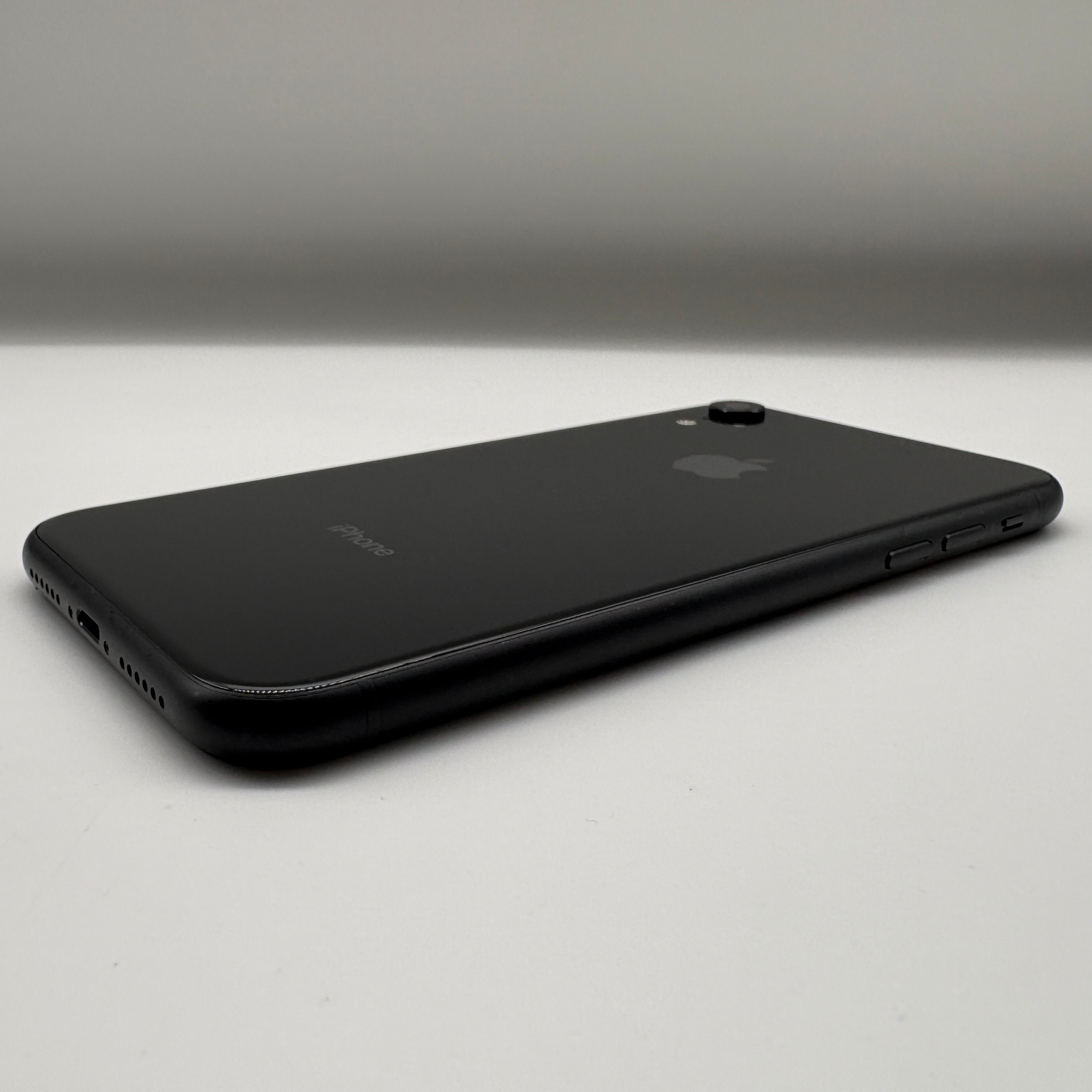 iPhoneXR 128GB ブラック アイフォン本体 SIMフリー SIMロック解除済み