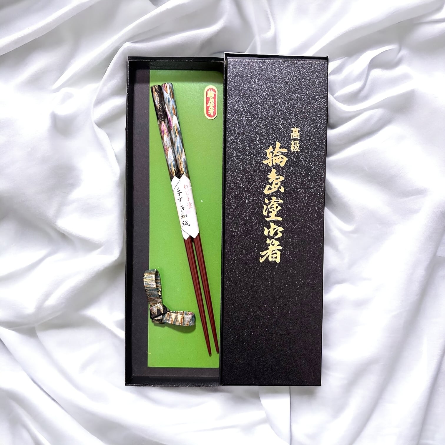 輪島塗　煮物椀　臼型 煮物椀 溜内黒2種 | 輪島塗の塗師屋 輪島漆器大雅堂（公式サイト）