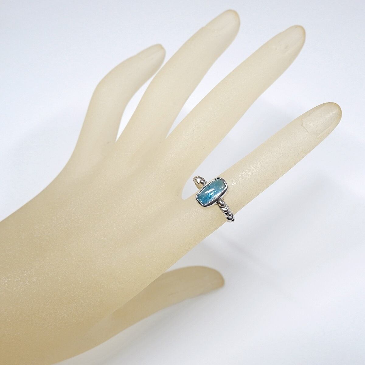 シーグリーンカイヤナイトのデザインリング 約11号 ～深い森の泉