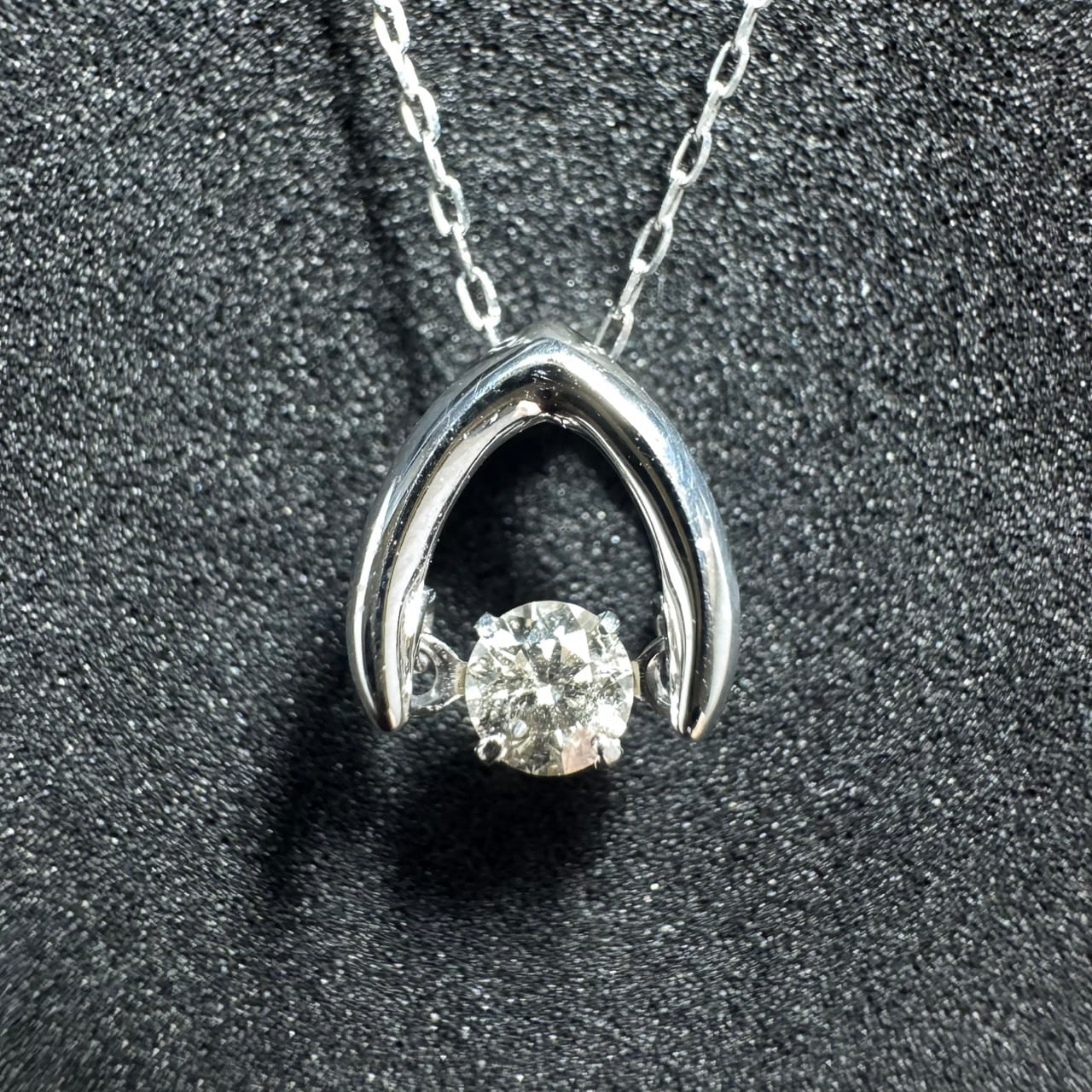 Pt850 0.10ct 揺れるダンシング ダイヤモンド ネックレス | カオキ
