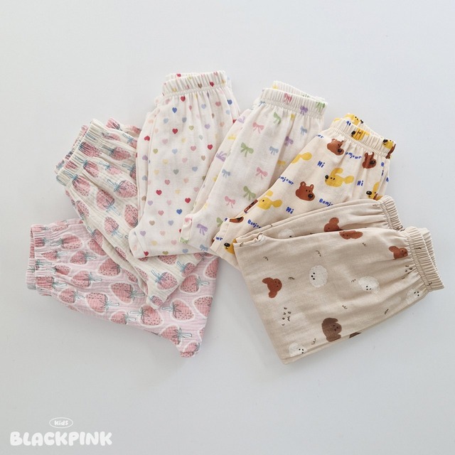 【即納.100.110.120】BLACK PINK/love doggy pants