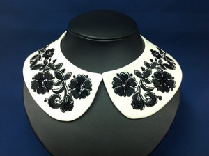 ラスト1点　【キッズ】LCK-057 WH 子供用立体桜刺繍つけ襟（ホワイト）