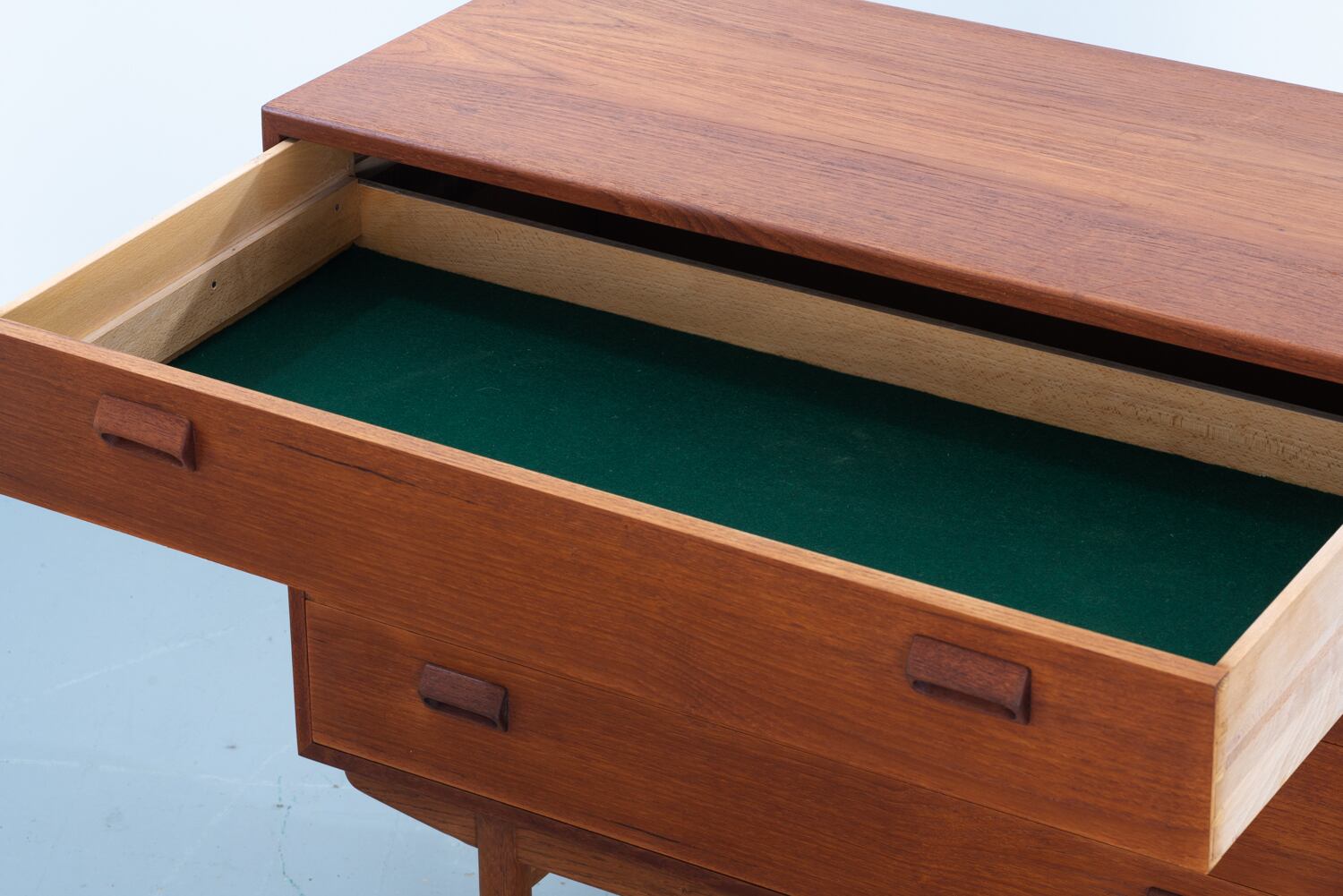 Borge Mogensen | Chest | kaikki gallery | 北欧ヴィンテージ家具の