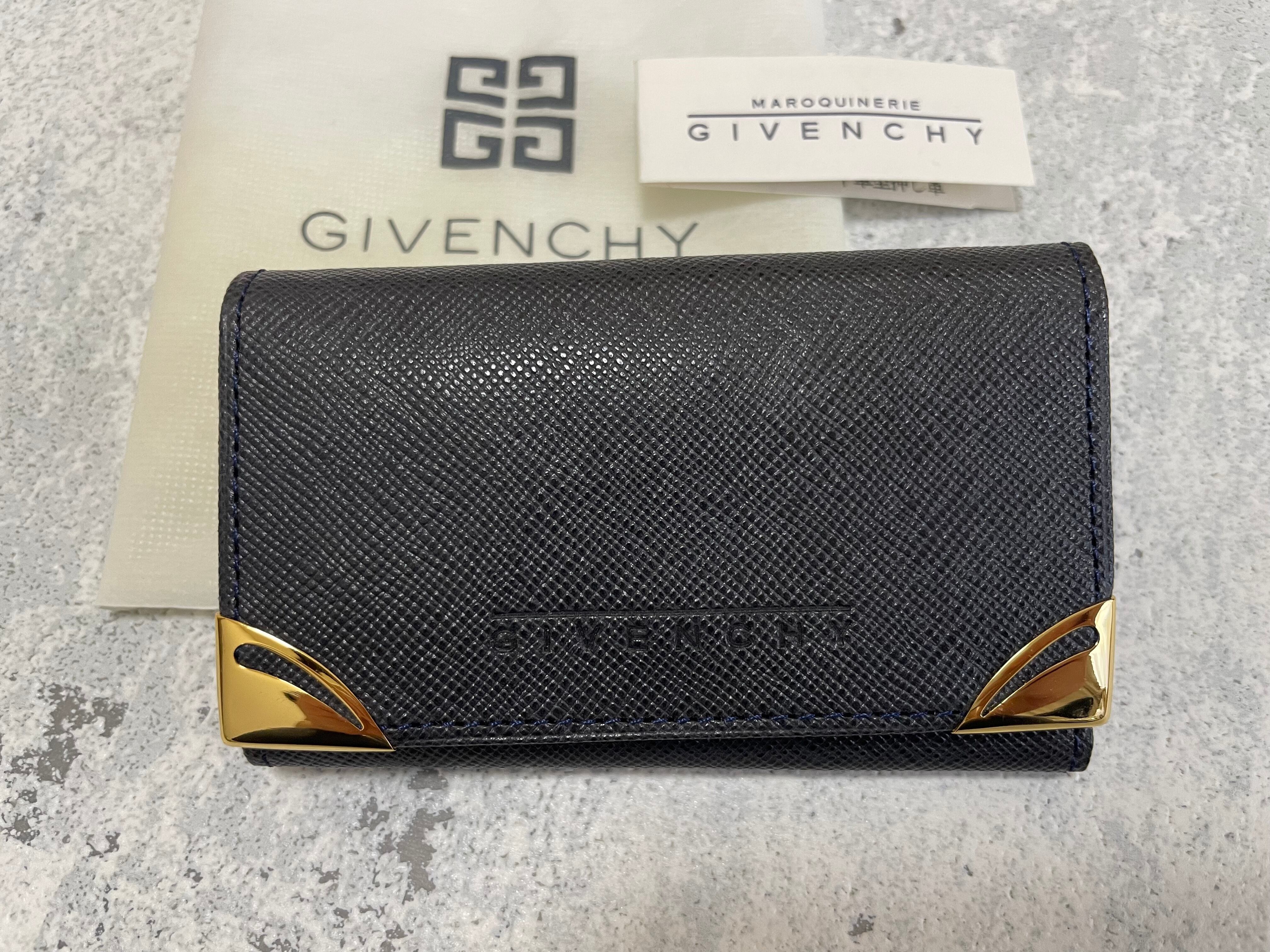 GIVENCHY 英字型押し キーケース (ネイビー) | Petit luxe Vintage