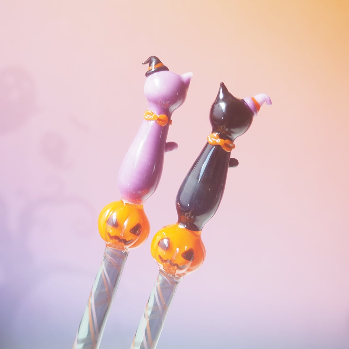 Glass Kaoria - 【ハロウィン限定】ハロウィンにゃんこペンー紫にゃん ガラスペン | glasskaoria