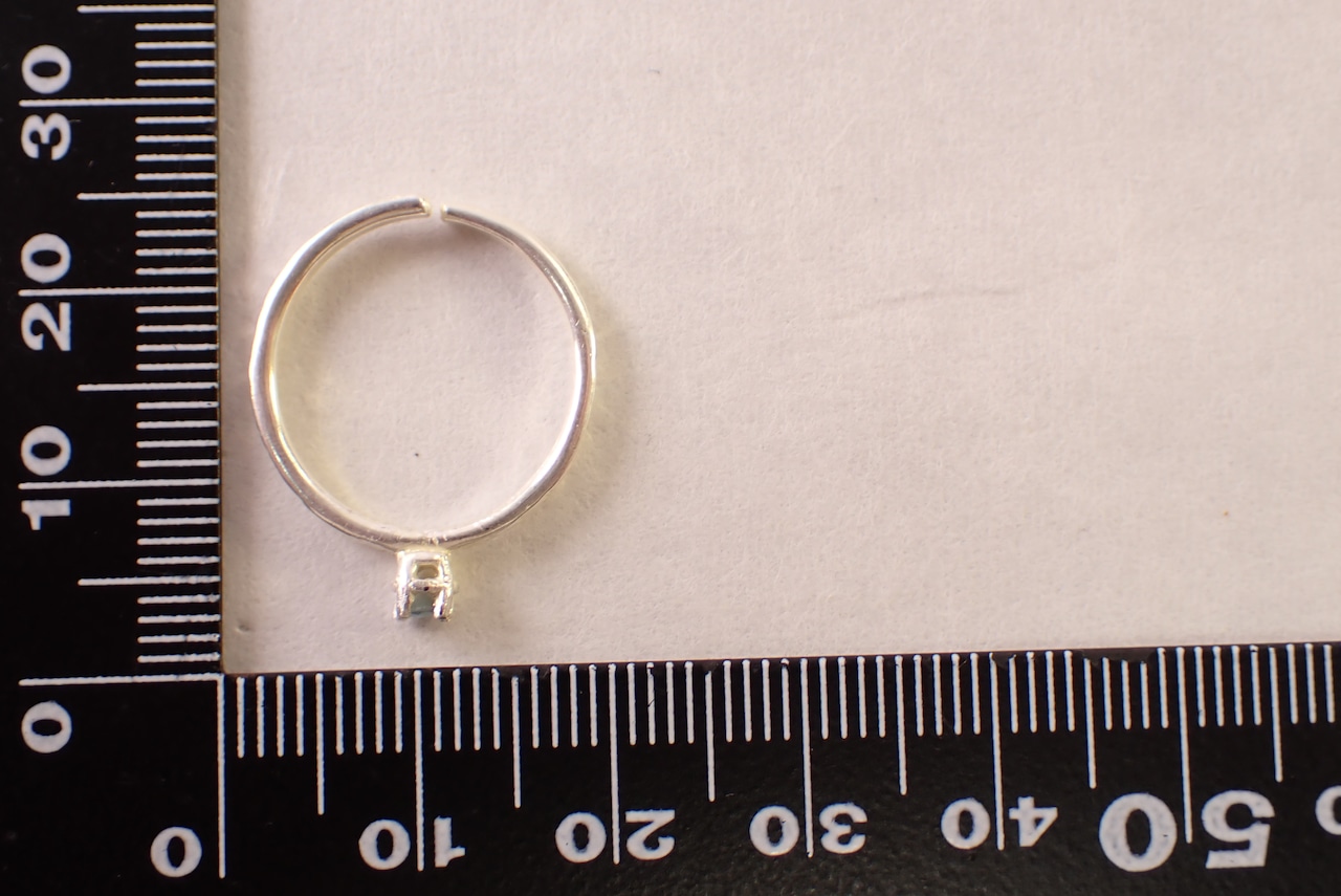 グリーンクリソベリルリング　0.06ct　[D12-92]