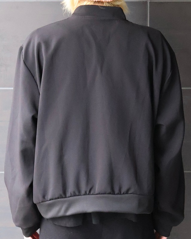 minimal zip up oversize blouson